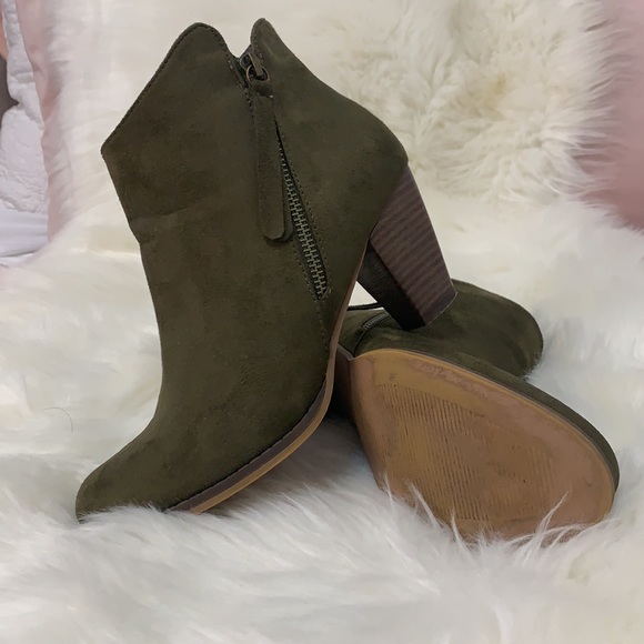 Botines - Picture 2 of 2